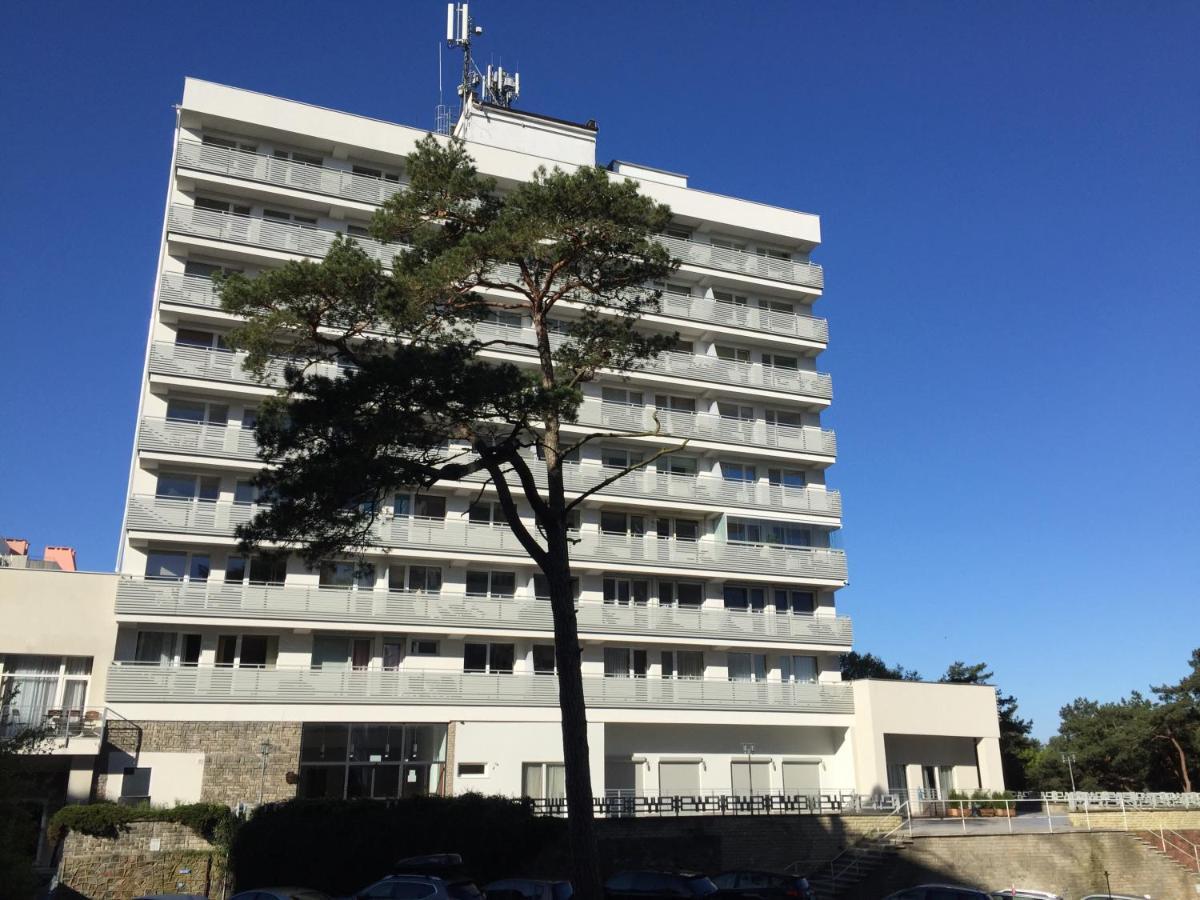 Holiday Home Slavia New 601 Z Balkonem Przy Plazy Miedzyzdroje Exterior photo